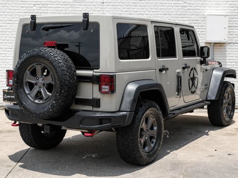 Used 2017 Jeep Wrangler Unlimited Rubicon AWD/4WD image 7