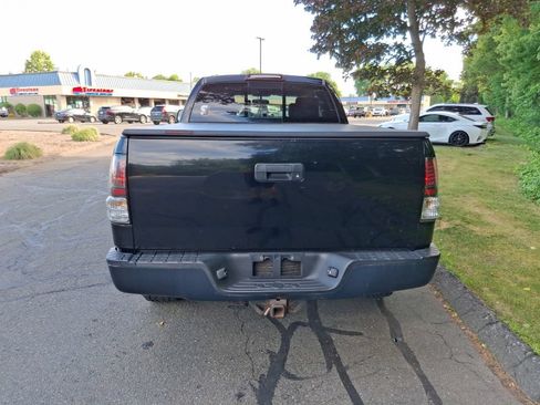 Used 2010 Toyota Tundra 4x4 Double Cab image 7