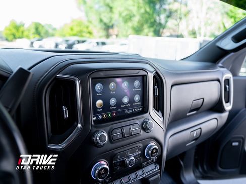 Used 2020 GMC Sierra 1500 AT4 image 38