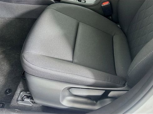 Used 2025 Toyota Corolla LE image 24