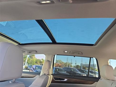 New 2026 Volkswagen Atlas SE image 27