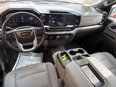 Used 2022 GMC Sierra 1500 SLT w/ Max Trailering Package AWD/4WD image 11
