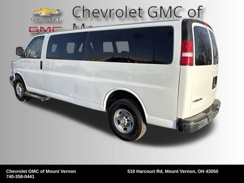 Used 2021 Chevrolet Express 3500 LT w/ LT Preferred Equipment Group image 3