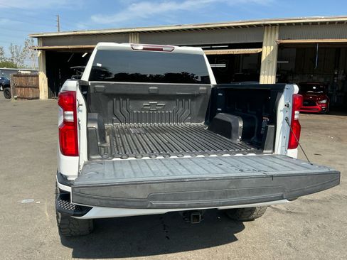 Used 2021 Chevrolet Silverado 1500 Custom image 25