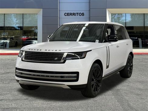 New 2025 Land Rover Range Rover SE image 1