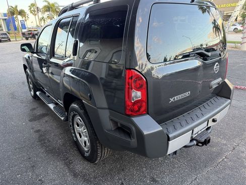 Used 2013 Nissan Xterra X image 4
