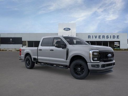 New 2026 Ford F250 XL AWD/4WD image 7