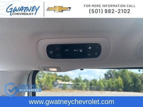 Used 2023 Chrysler Pacifica Limited image 31