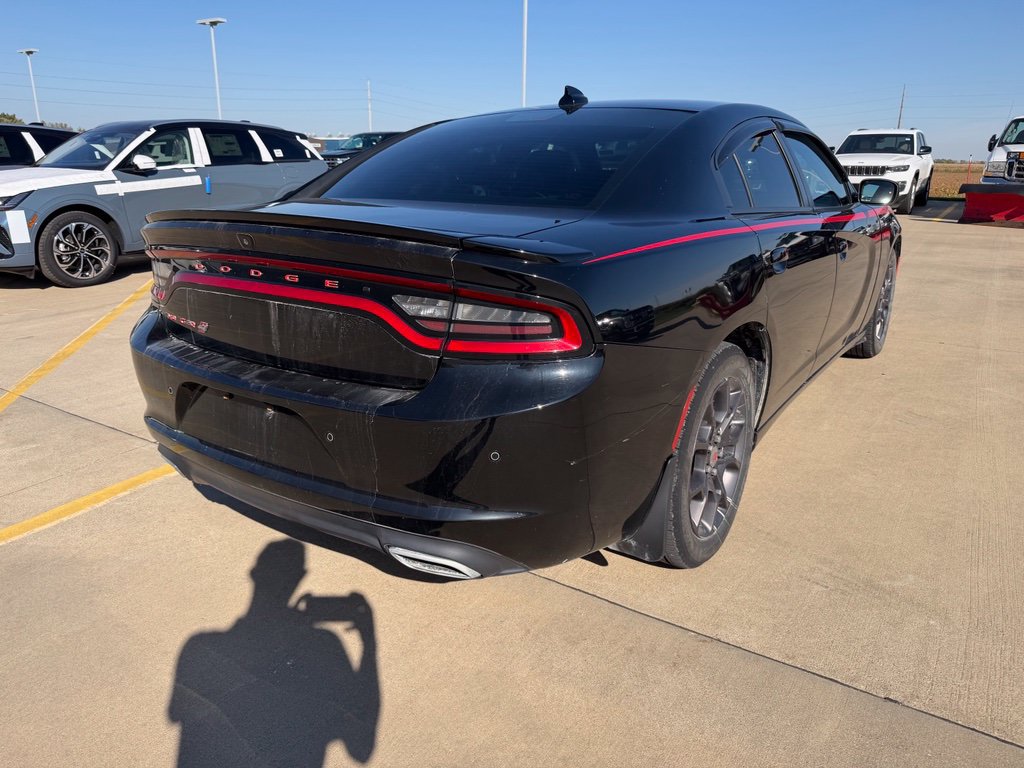 Used 2018 Dodge Charger GT AWD/4WD image 3
