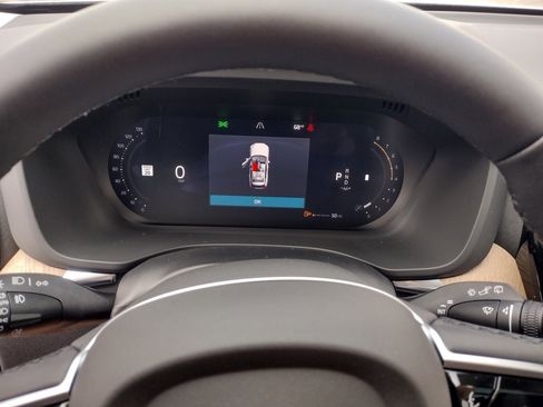 New 2026 Volvo XC60 B5 Plus w/ Protection Package Premier image 14