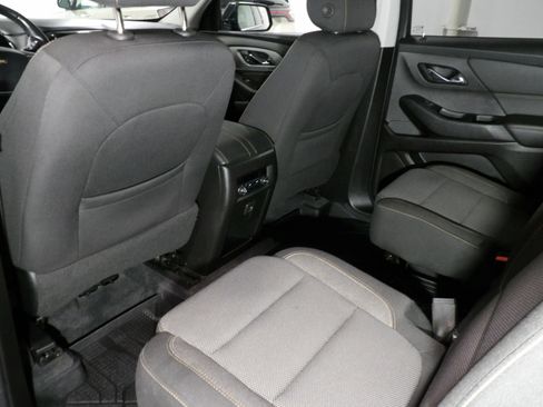 Used 2019 Chevrolet Traverse LT w/ LPO, Floor Liner Package AWD/4WD image 11