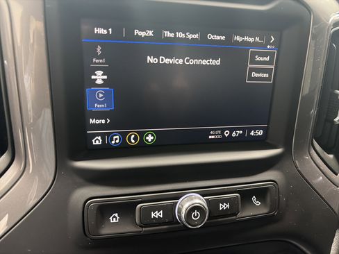 Used 2023 Chevrolet Silverado 1500 Custom image 18