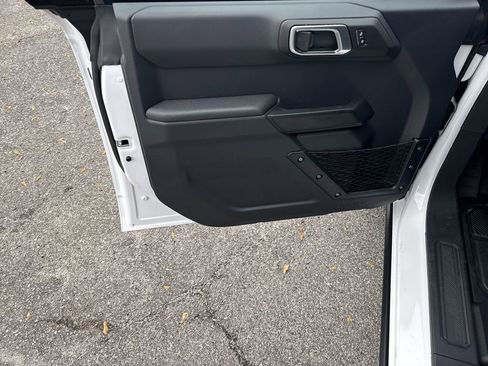 New 2025 Ford Bronco Big Bend w/ Black Diamond Package image 10