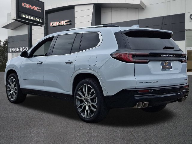 Used 2026 GMC Acadia Denali Ultimate AWD/4WD image 23