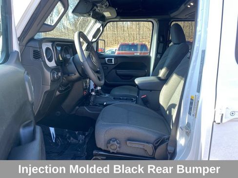 Used 2024 Jeep Wrangler Unlimited Sport AWD/4WD image 11