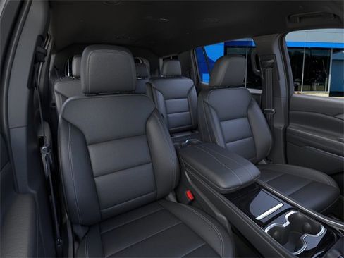 New 2026 Chevrolet Traverse LT w/ Driver Confidence Package image 16