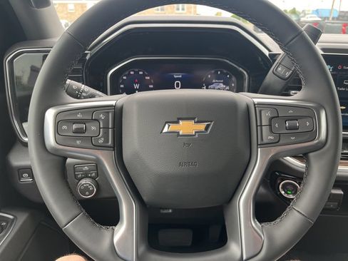 New 2026 Chevrolet Silverado 1500 LT AWD/4WD image 17