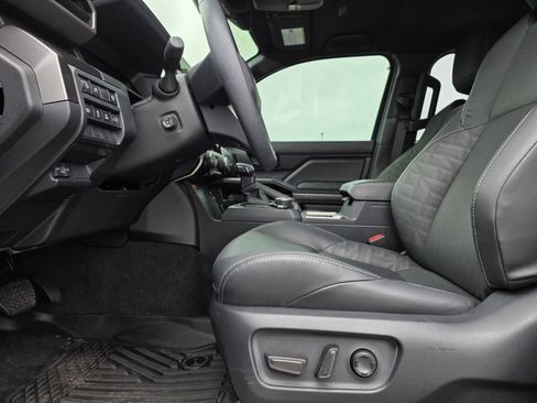 Used 2025 Toyota 4Runner TRD Off-Road Premium w/ Tow Technology Package image 11