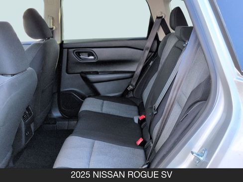 Certified 2025 Nissan Rogue SV image 15