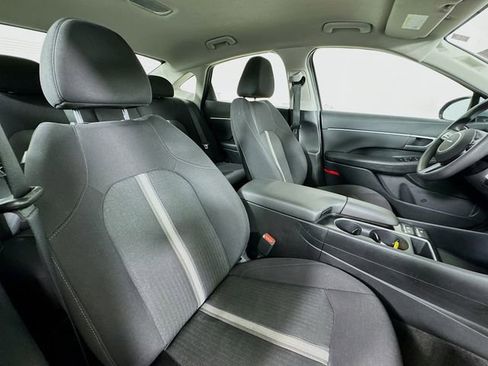 Used 2025 Hyundai Sonata SEL FWD image 27