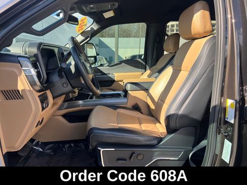 Used 2024 Ford F250 Lariat w/ Sport Appearance Package image 11