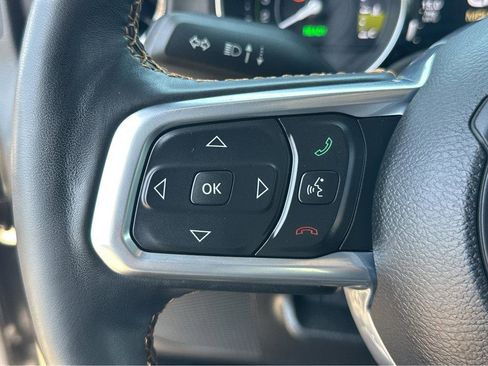 Used 2021 Jeep Wrangler Unlimited Sahara image 22