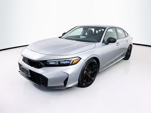 Used 2025 Honda Civic Sport image 3