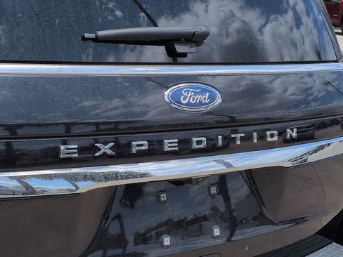 Used 2024 Ford Expedition Limited RWD image 6