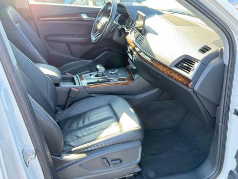 Used 2018 Audi Q5 2.0T Premium w/ Convenience Package image 11