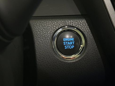 Used 2023 Toyota Camry XSE FWD image 32