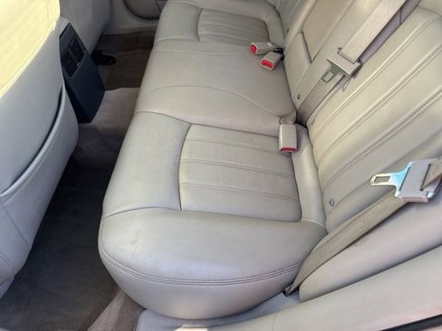 Used 2006 Chrysler 300 C image 27