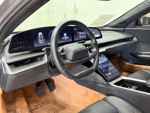 Used 2024 Lucid Air Touring AWD/4WD image 28