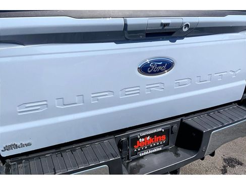 Used 2026 Ford F450 Lariat AWD/4WD image 9
