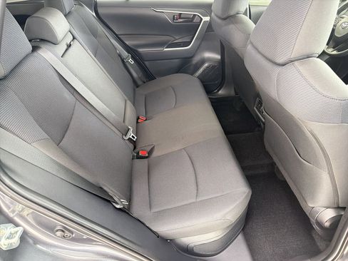 Used 2025 Toyota RAV4 LE AWD/4WD image 26