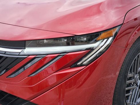 New 2026 Nissan Sentra SV FWD image 5