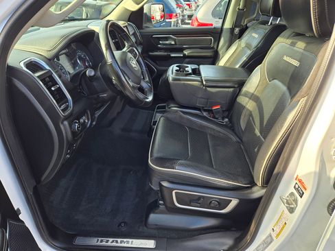 Used 2022 RAM 1500 Laramie image 31