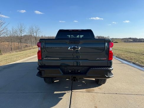New 2026 Chevrolet Silverado 1500 ZR2 image 4