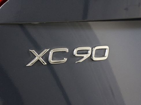 Certified 2023 Volvo XC90 T8 Plus w/ Protection Package Premier image 19
