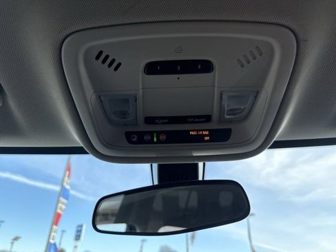 Used 2019 Chevrolet Traverse LT w/ LPO, Floor Liner Package image 28