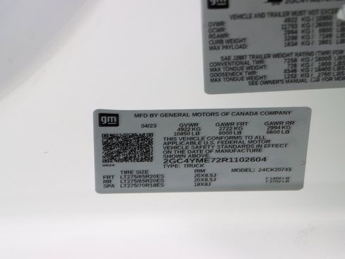 Used 2024 Chevrolet Silverado 2500 Custom w/ Custom Convenience Package image 32