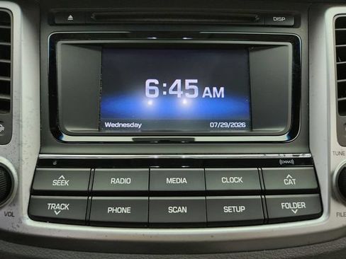 Used 2017 Hyundai Tucson Value AWD/4WD image 16