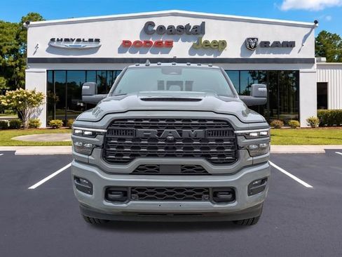 New 2026 RAM 2500 Limited AWD/4WD image 9