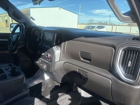 Used 2019 Chevrolet Silverado 1500 LT w/ Texas Edition image 35