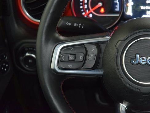 Used 2021 Jeep Wrangler Unlimited Rubicon image 39