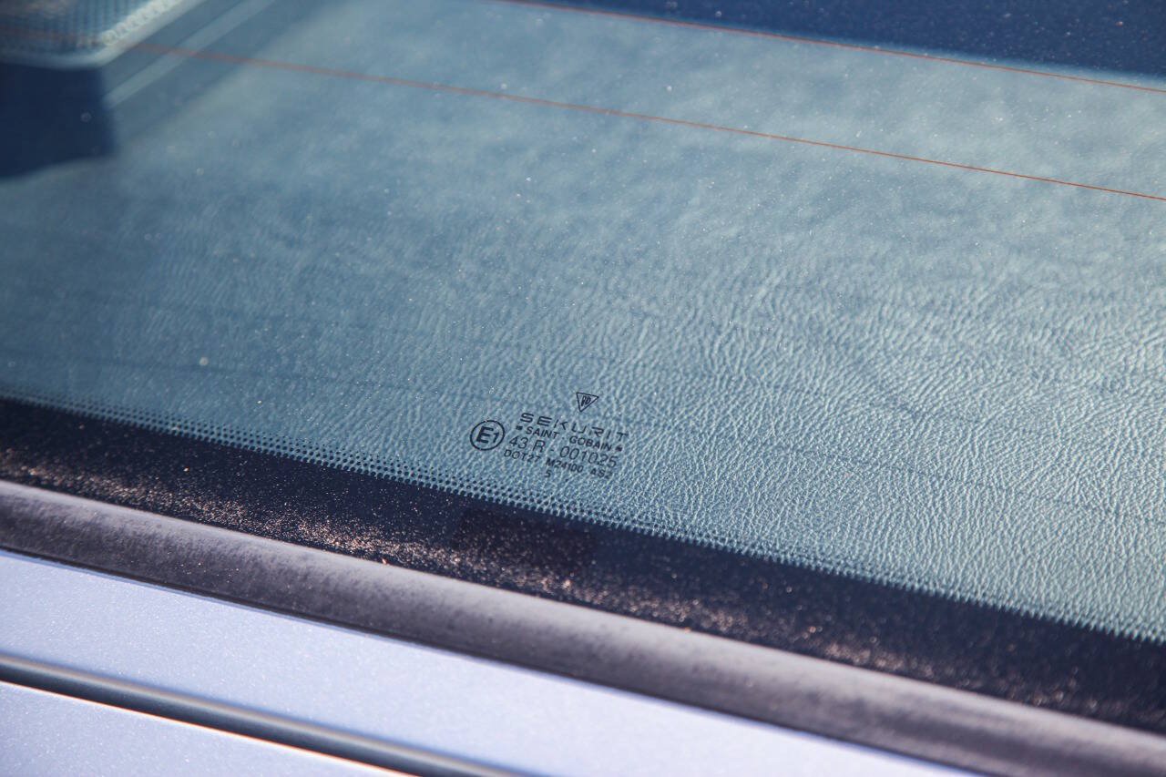 Used 1996 Porsche 911 GT3 RS image 42