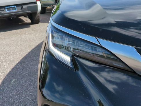 Used 2021 Toyota Sienna XSE AWD/4WD image 10