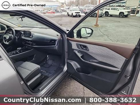 Certified 2021 Nissan Rogue S image 27