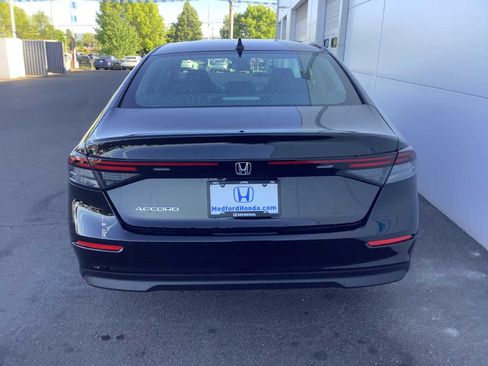 New 2026 Honda Accord SE image 5