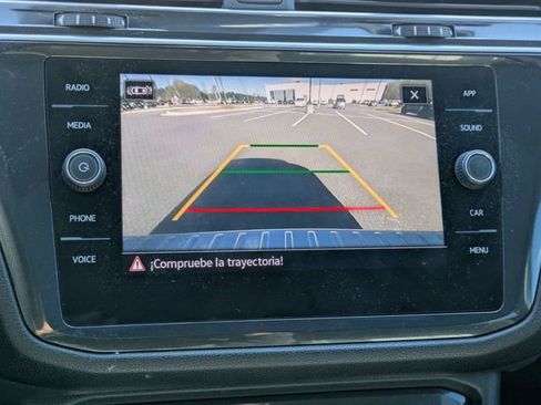 Used 2024 Volkswagen Tiguan SE R-Line image 22