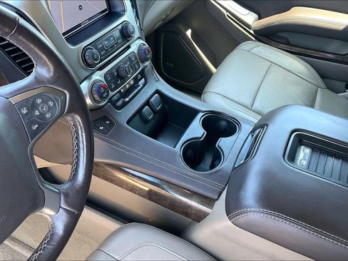 Used 2016 Chevrolet Tahoe LT RWD image 15